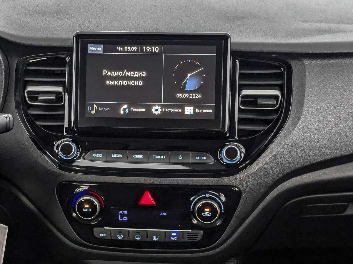 Hyundai Solaris с пробегом — 2020 год. Фото: #12