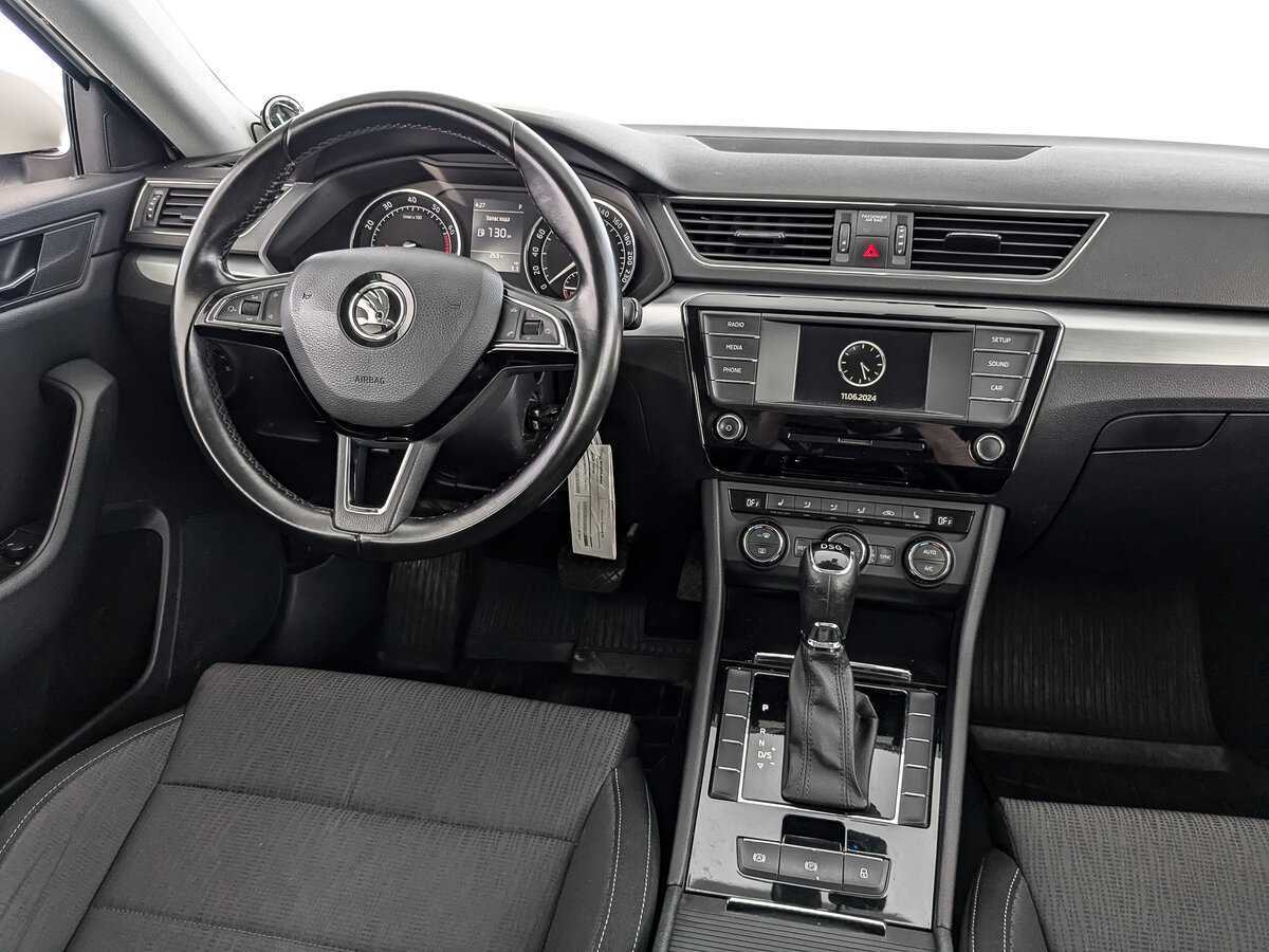 Skoda Superb с пробегом — 2017 год. Фото: #15
