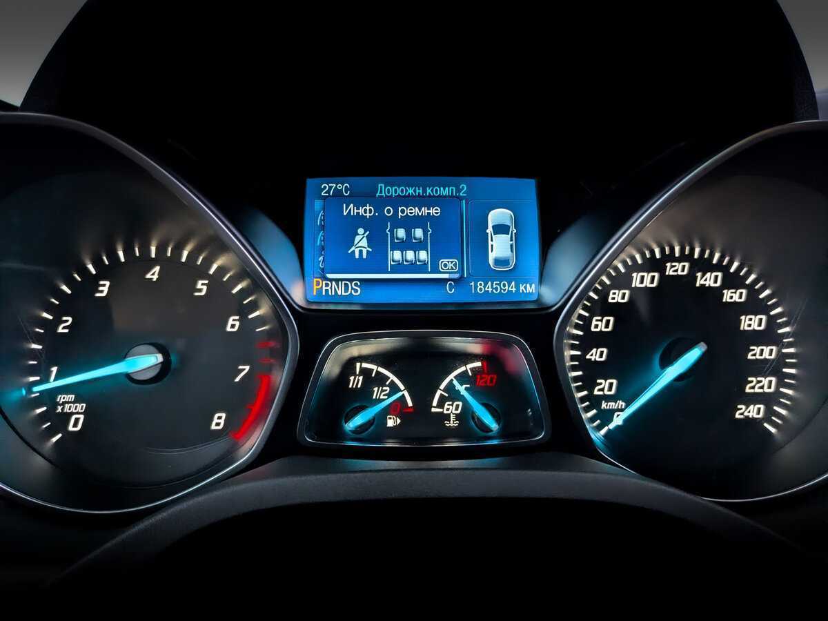 Ford Kuga с пробегом — 2016 год. Фото: #10