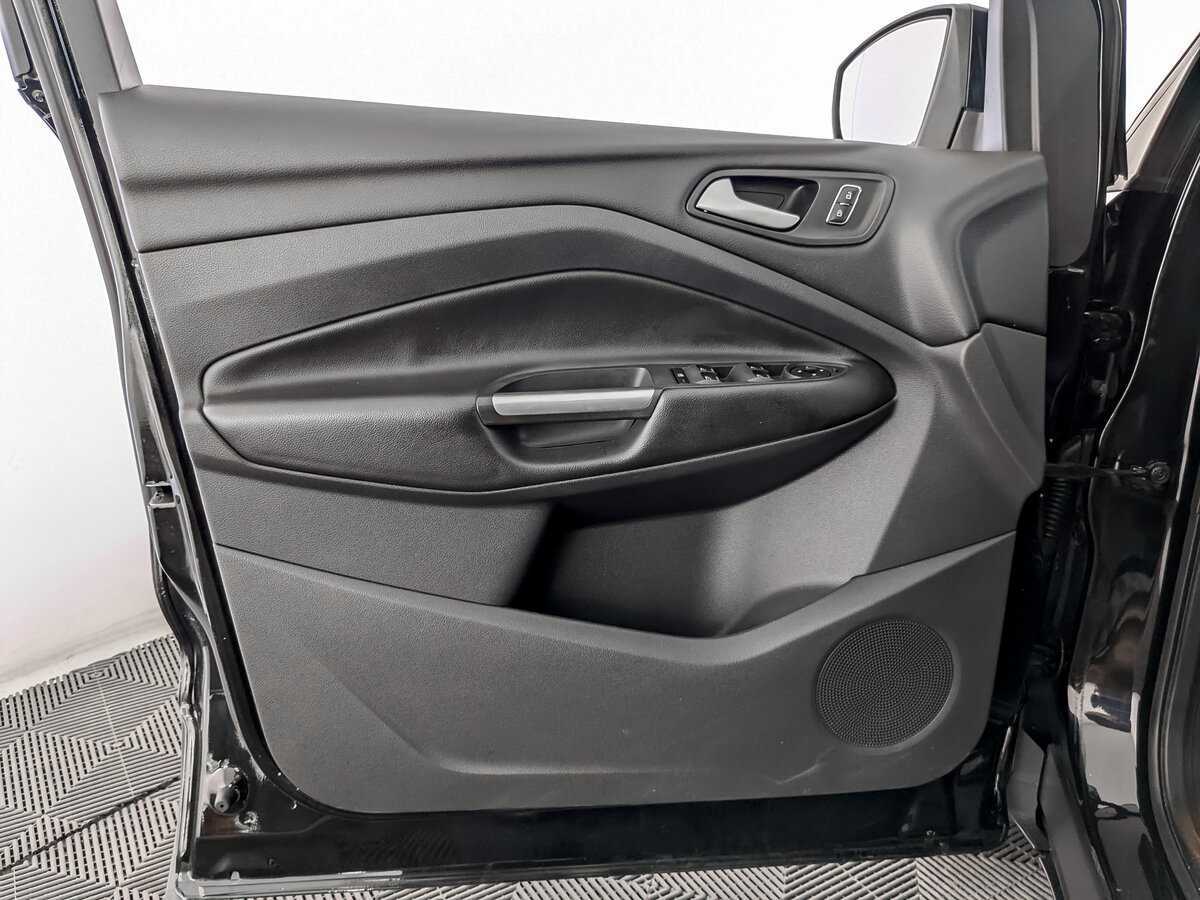 Ford Kuga с пробегом — 2016 год. Фото: #14