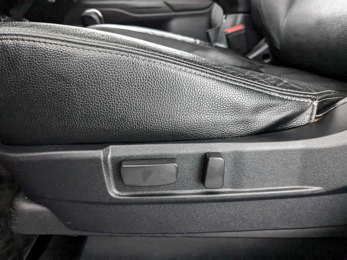 Mitsubishi Outlander с пробегом — 2012 год. Фото: #20