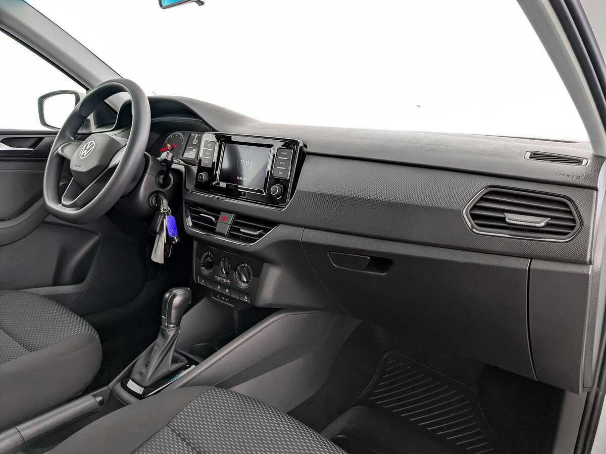 Volkswagen Polo с пробегом — 2020 год. Фото: #8