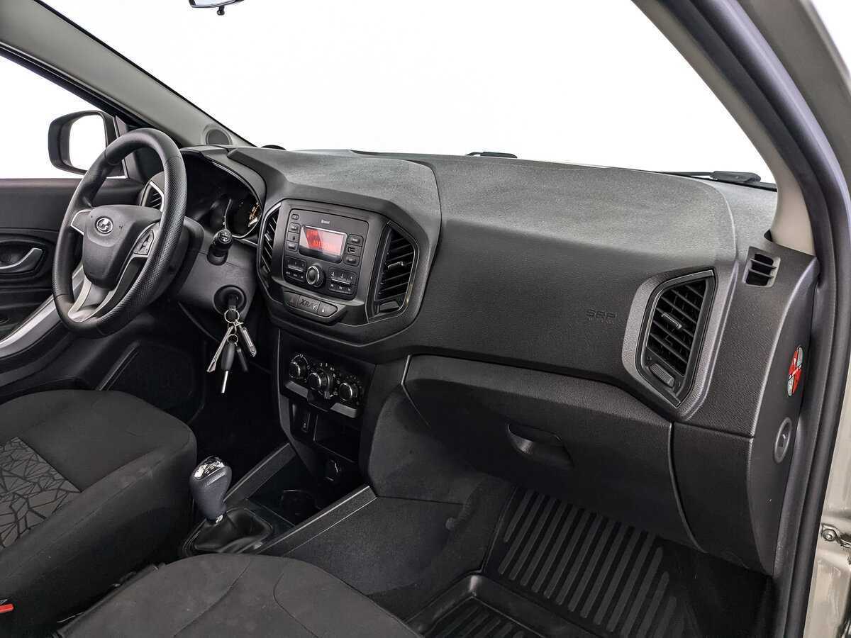 Lada (ВАЗ) XRAY с пробегом — 2019 год. Фото: #8