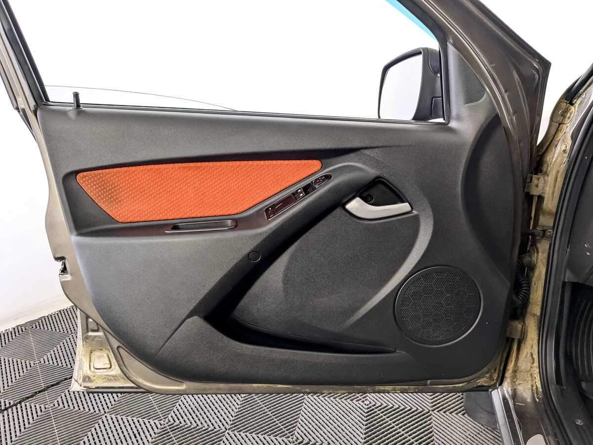 Lada (ВАЗ) Kalina с пробегом — 2017 год. Фото: #14