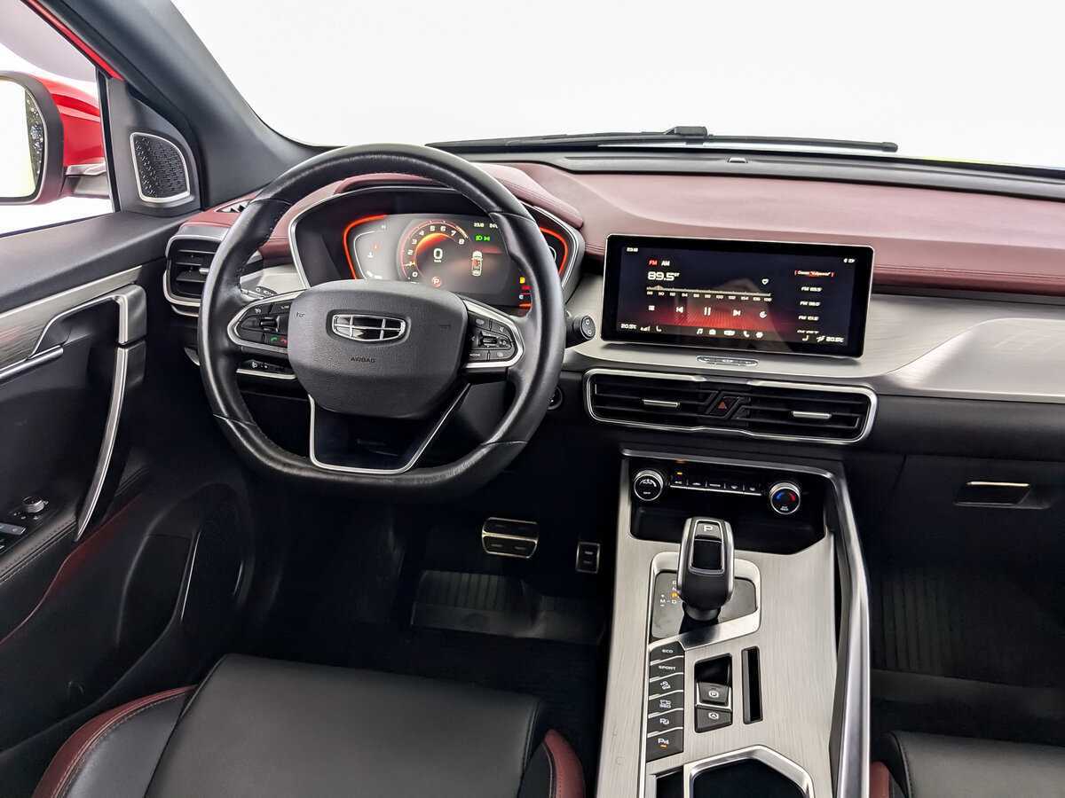 Geely Coolray с пробегом — 2021 год. Фото: #23