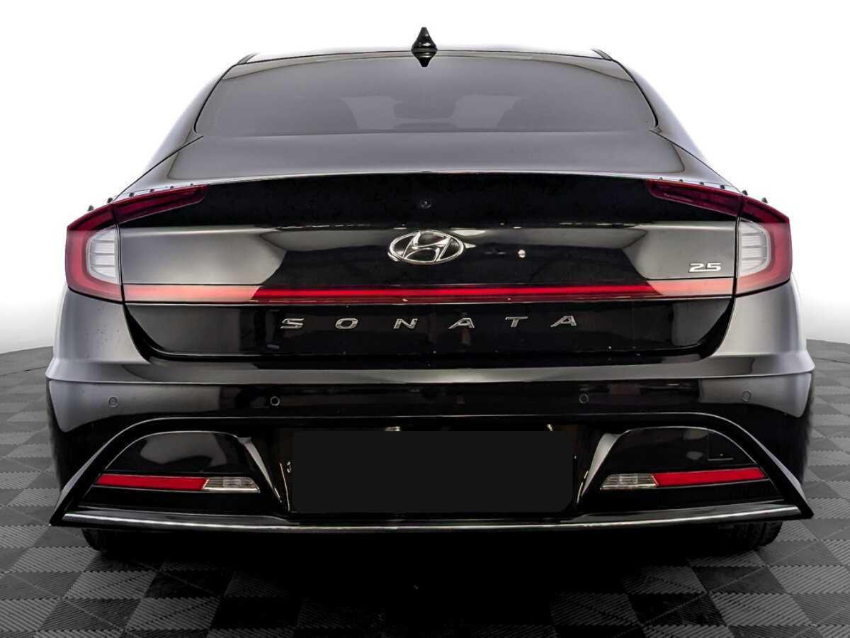 Hyundai Sonata с пробегом — 2022 год. Фото: #5