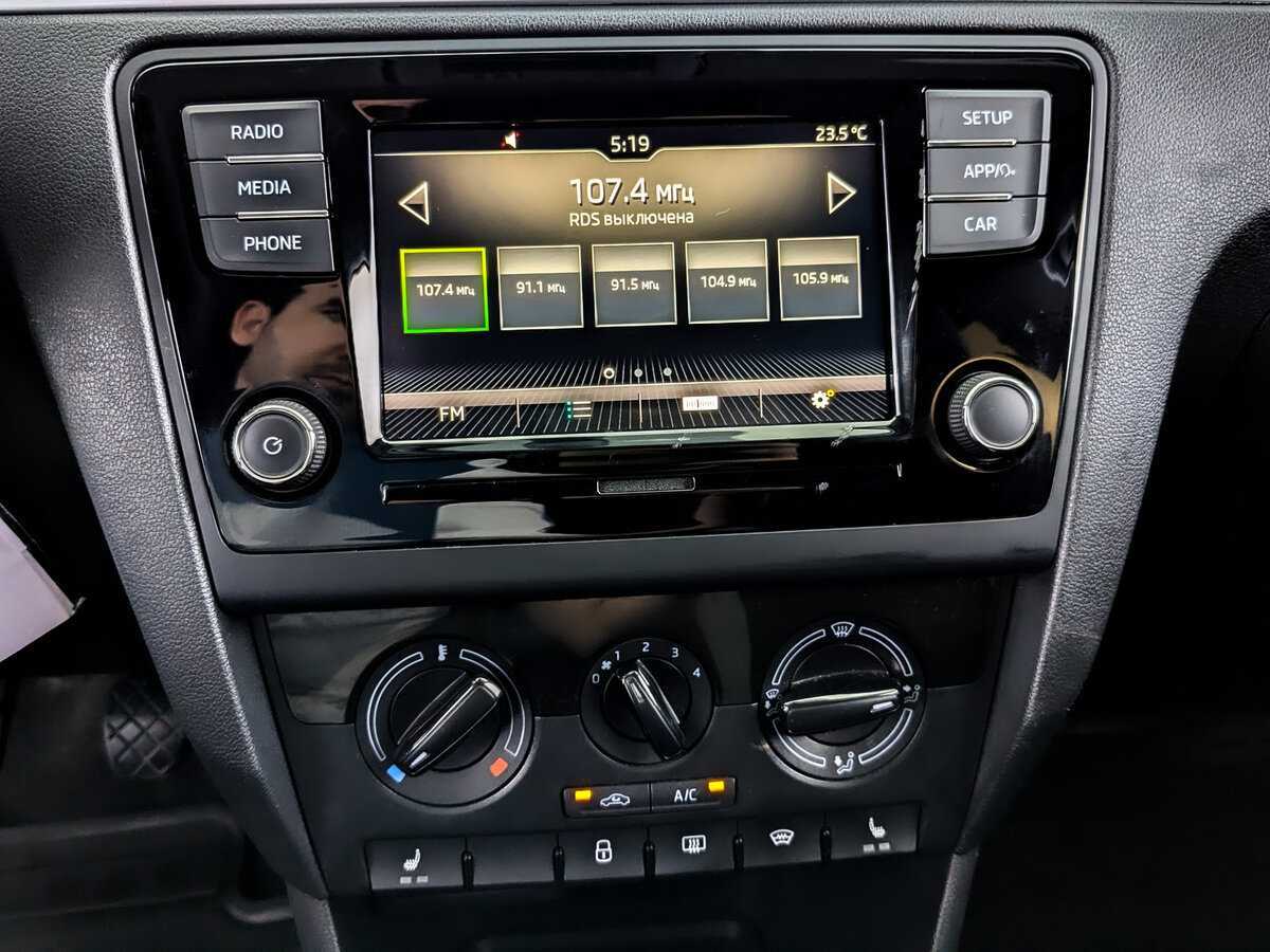 Skoda Rapid с пробегом — 2019 год. Фото: #12