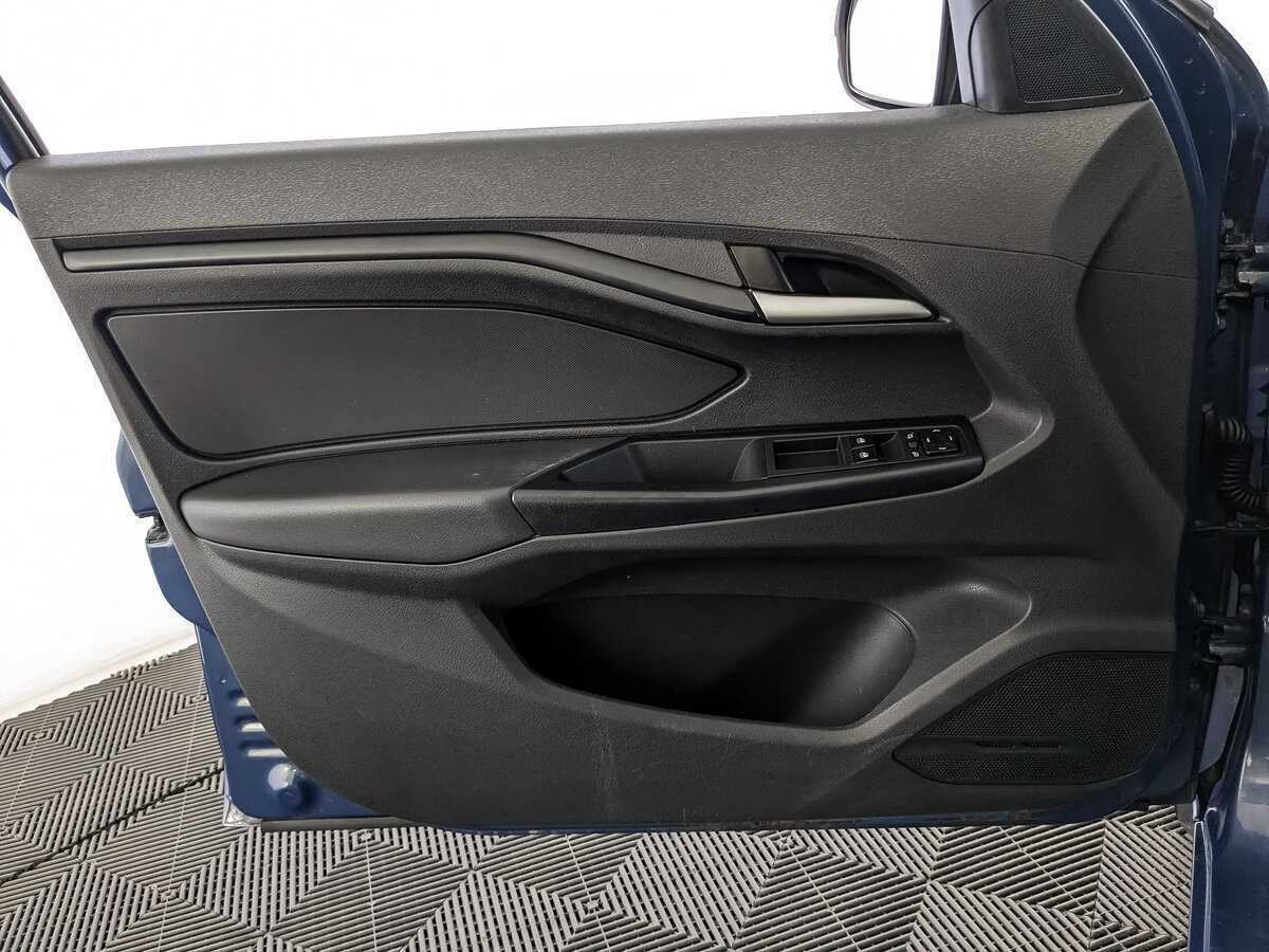 Lada (ВАЗ) Vesta с пробегом — 2016 год. Фото: #14