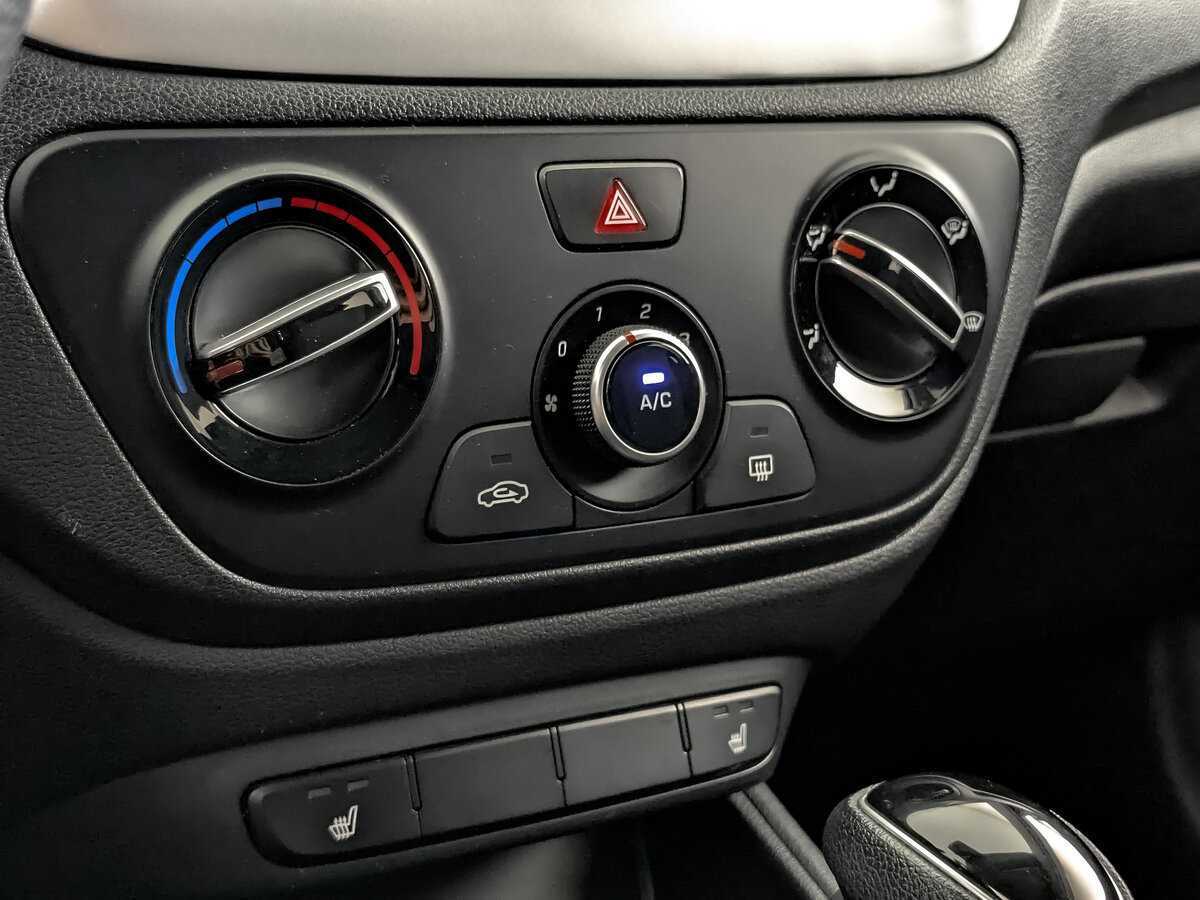 Hyundai Solaris с пробегом — 2022 год. Фото: #16