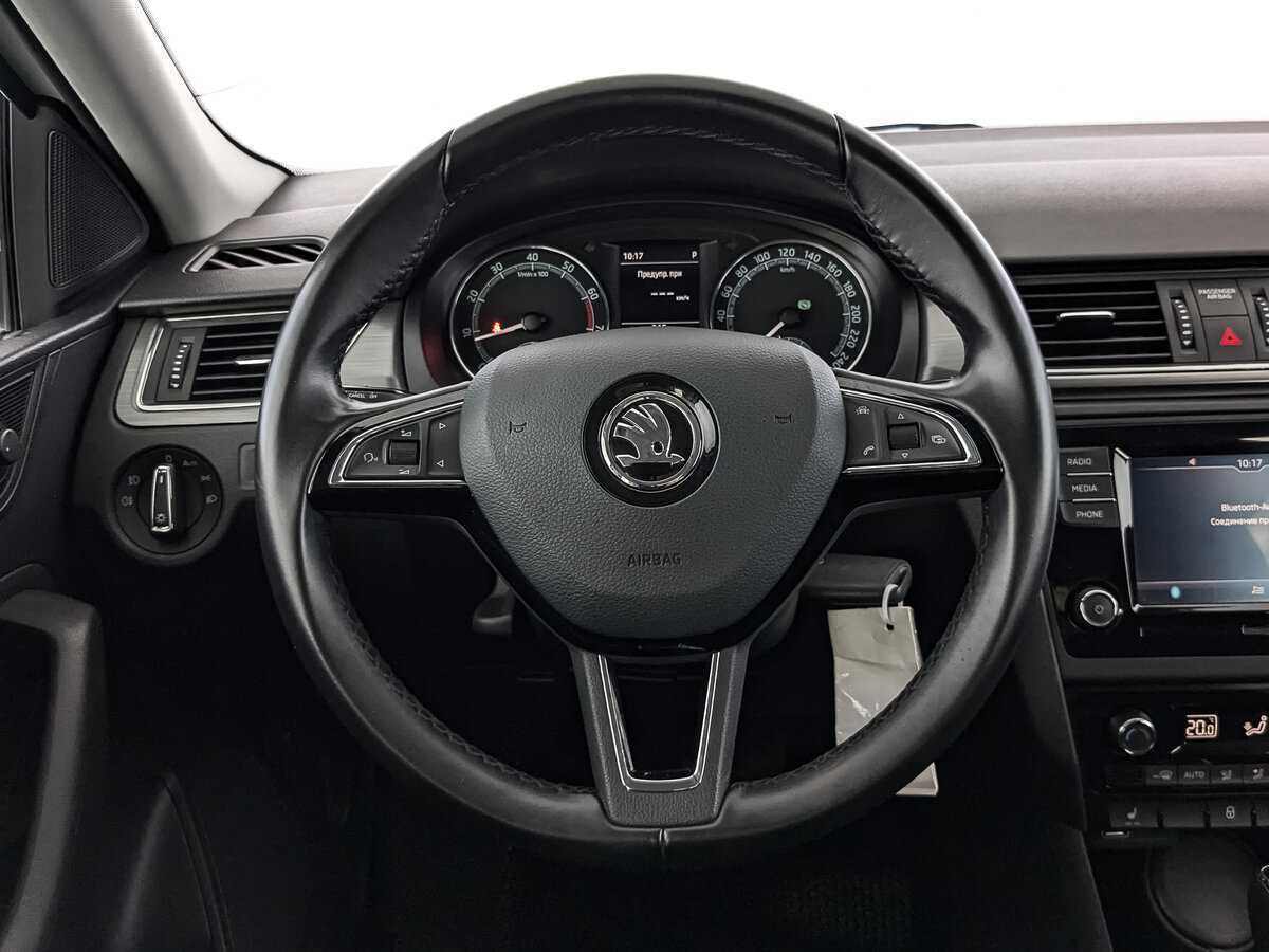 Skoda Rapid с пробегом — 2018 год. Фото: #16