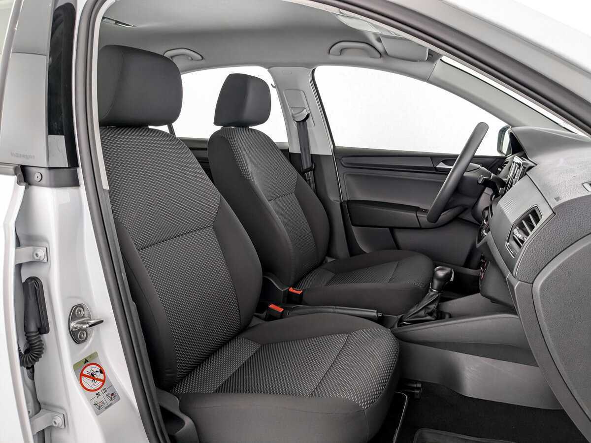 Volkswagen Polo с пробегом — 2020 год. Фото: #18