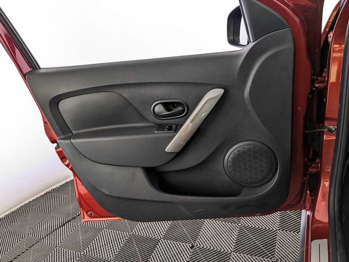 Renault Logan с пробегом — 2019 год. Фото: #14