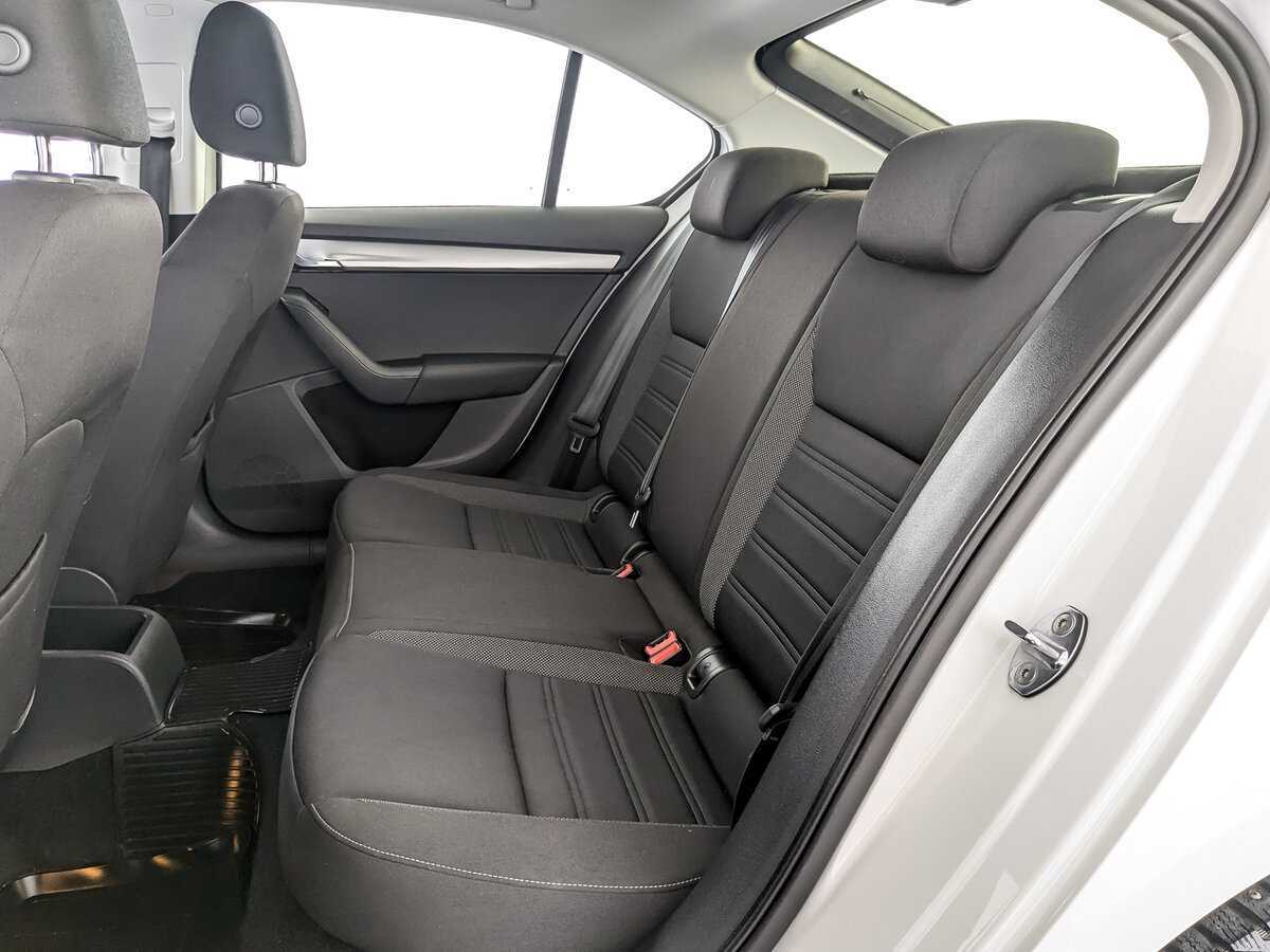 Skoda Octavia с пробегом — 2017 год. Фото: #9