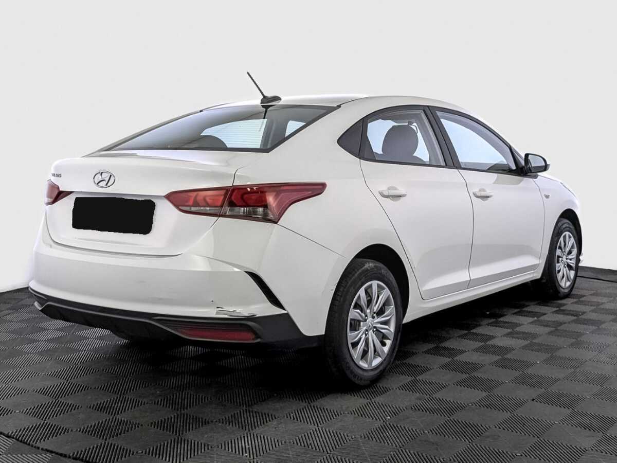 Hyundai Solaris с пробегом — 2021 год. Фото: #4