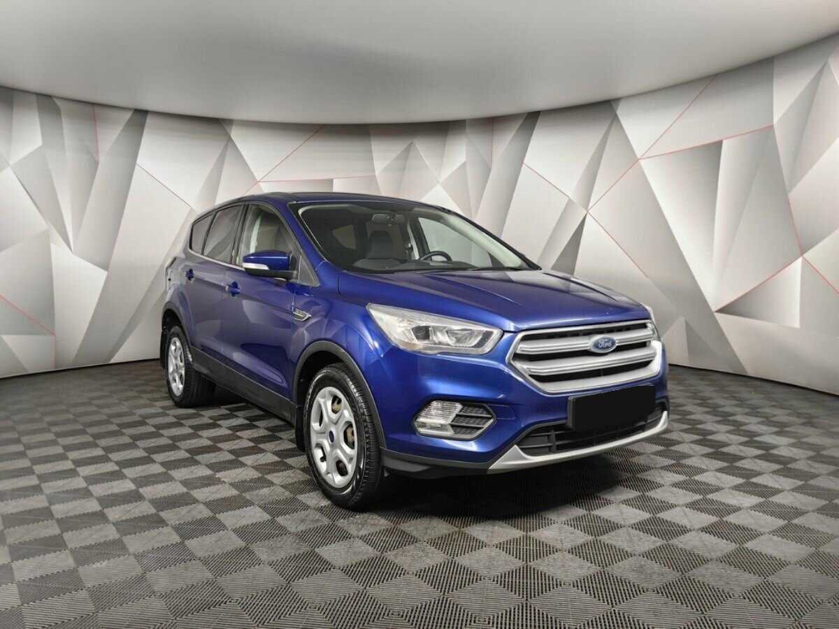 Ford Kuga с пробегом — 2018 год. Фото: #2