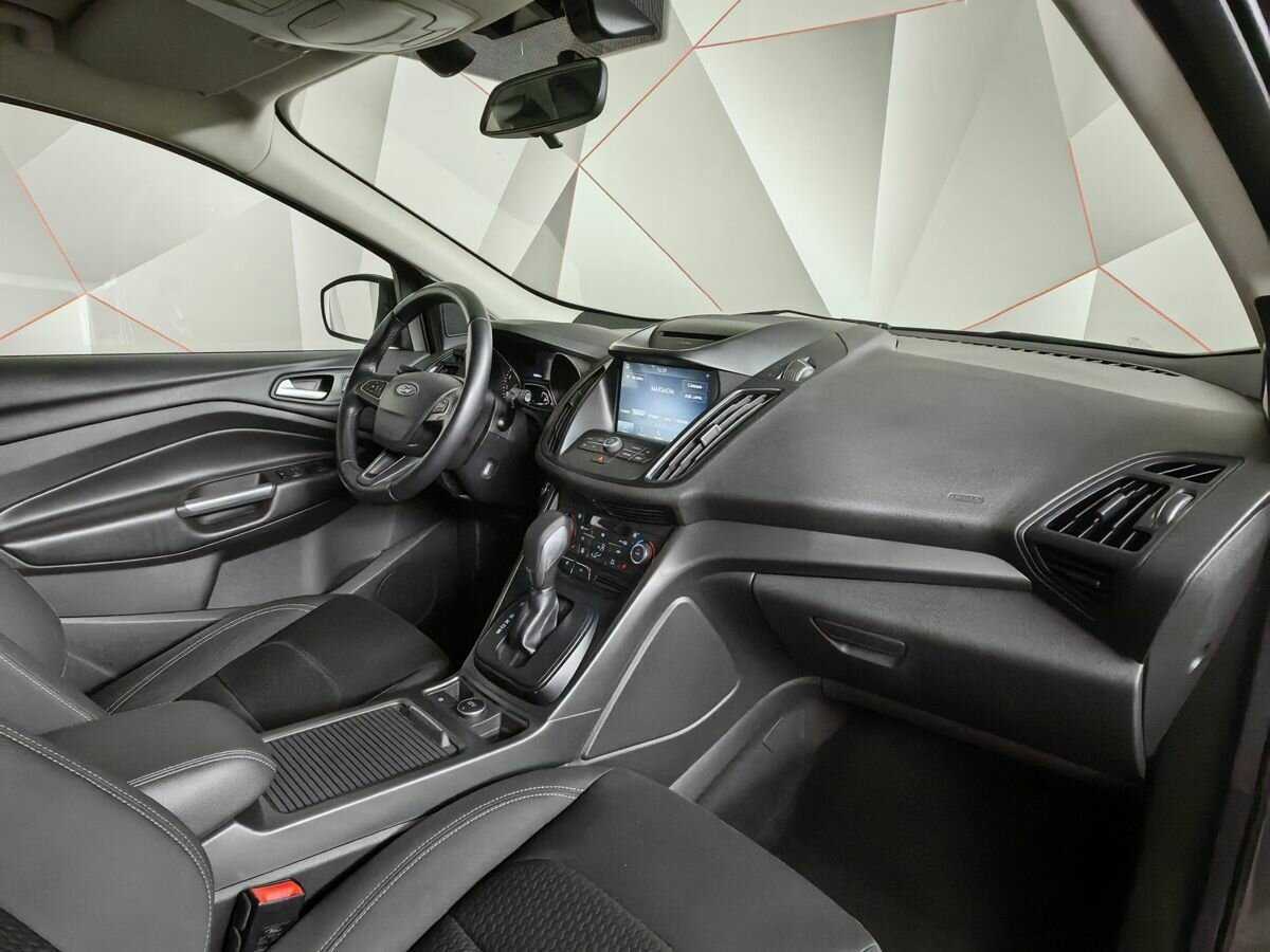 Ford Kuga с пробегом — 2018 год. Фото: #7
