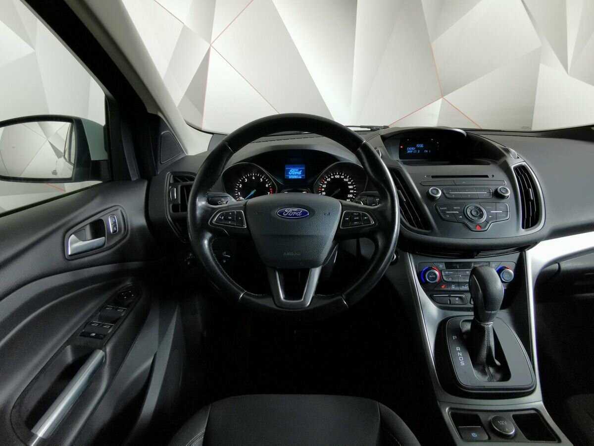 Ford Kuga с пробегом — 2017 год. Фото: #14