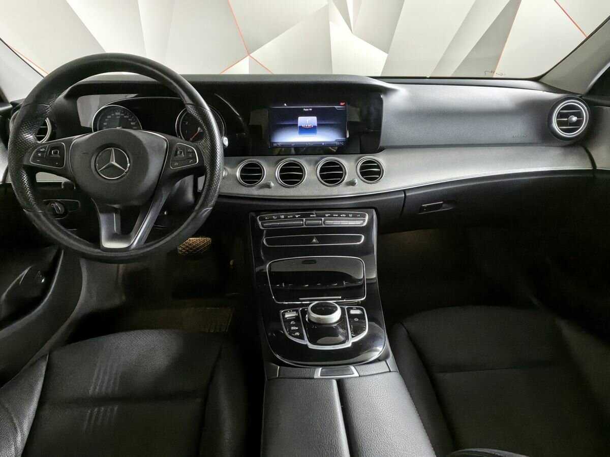 Mercedes-Benz E-Класс с пробегом — 2016 год. Фото: #9