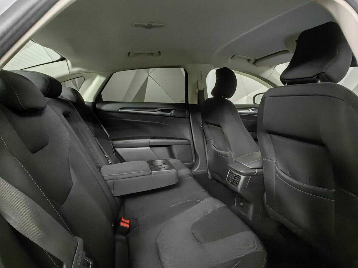 Ford Mondeo с пробегом — 2017 год. Фото: #11