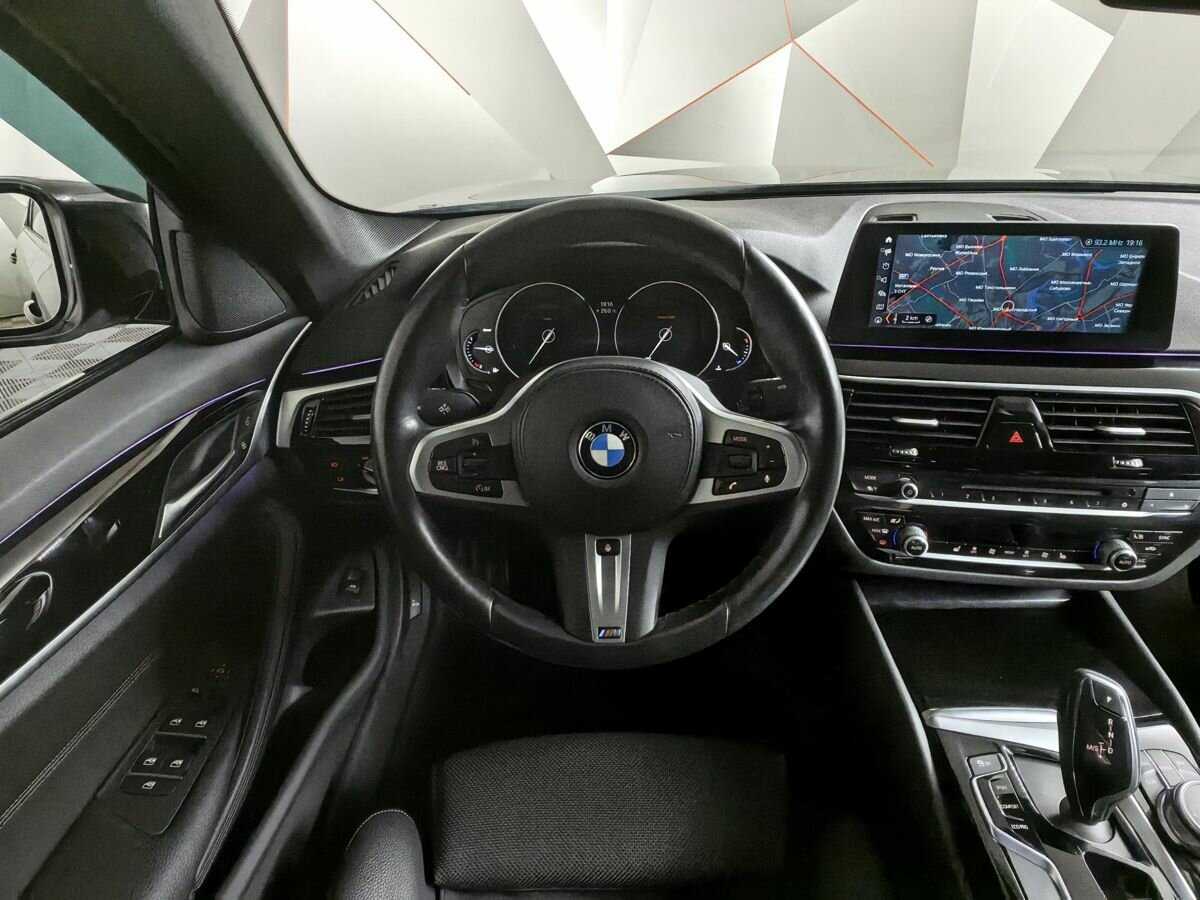 BMW 5 серии с пробегом — 2017 год. Фото: #12