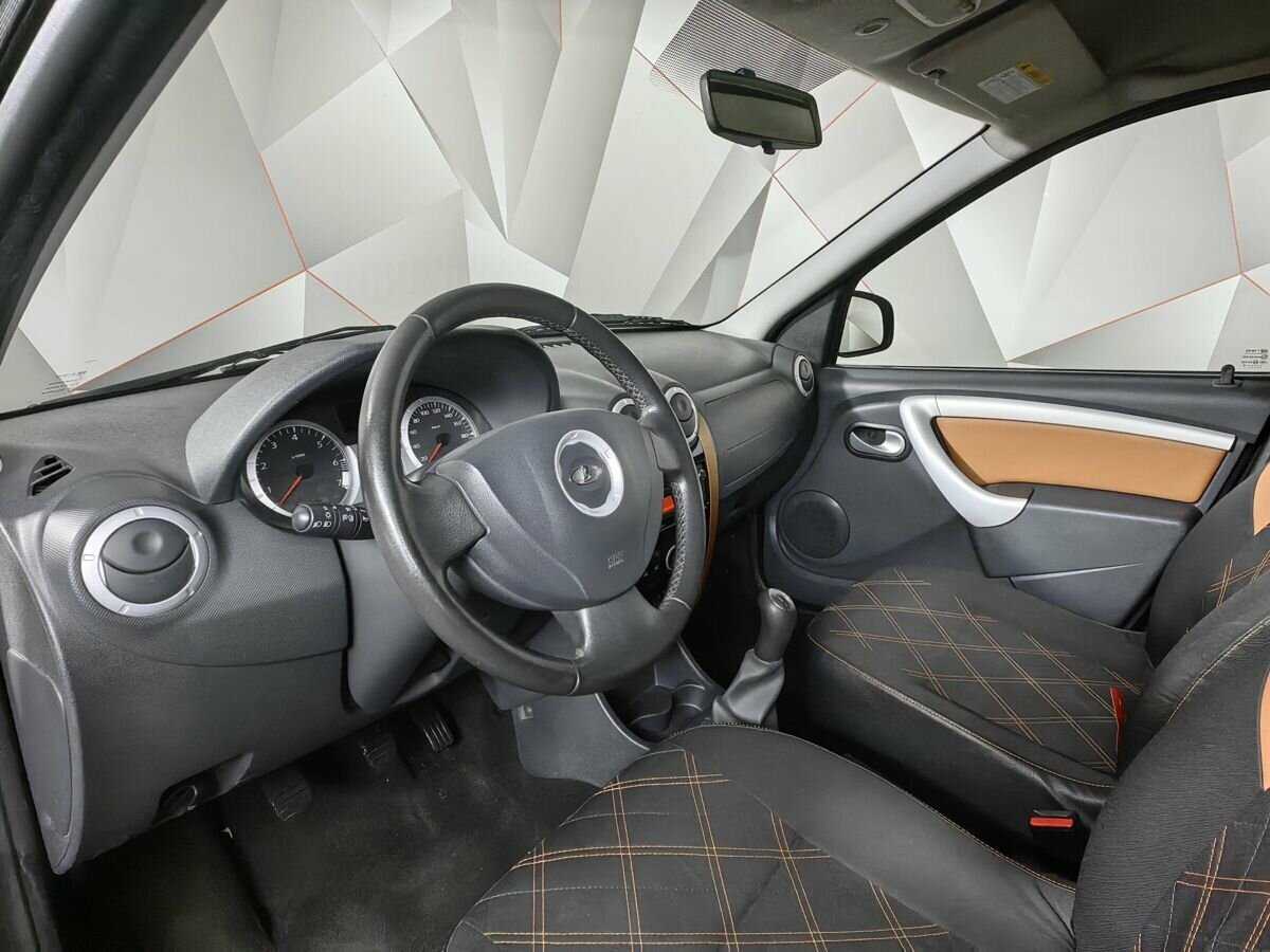 Lada (ВАЗ) Largus с пробегом — 2015 год. Фото: #13