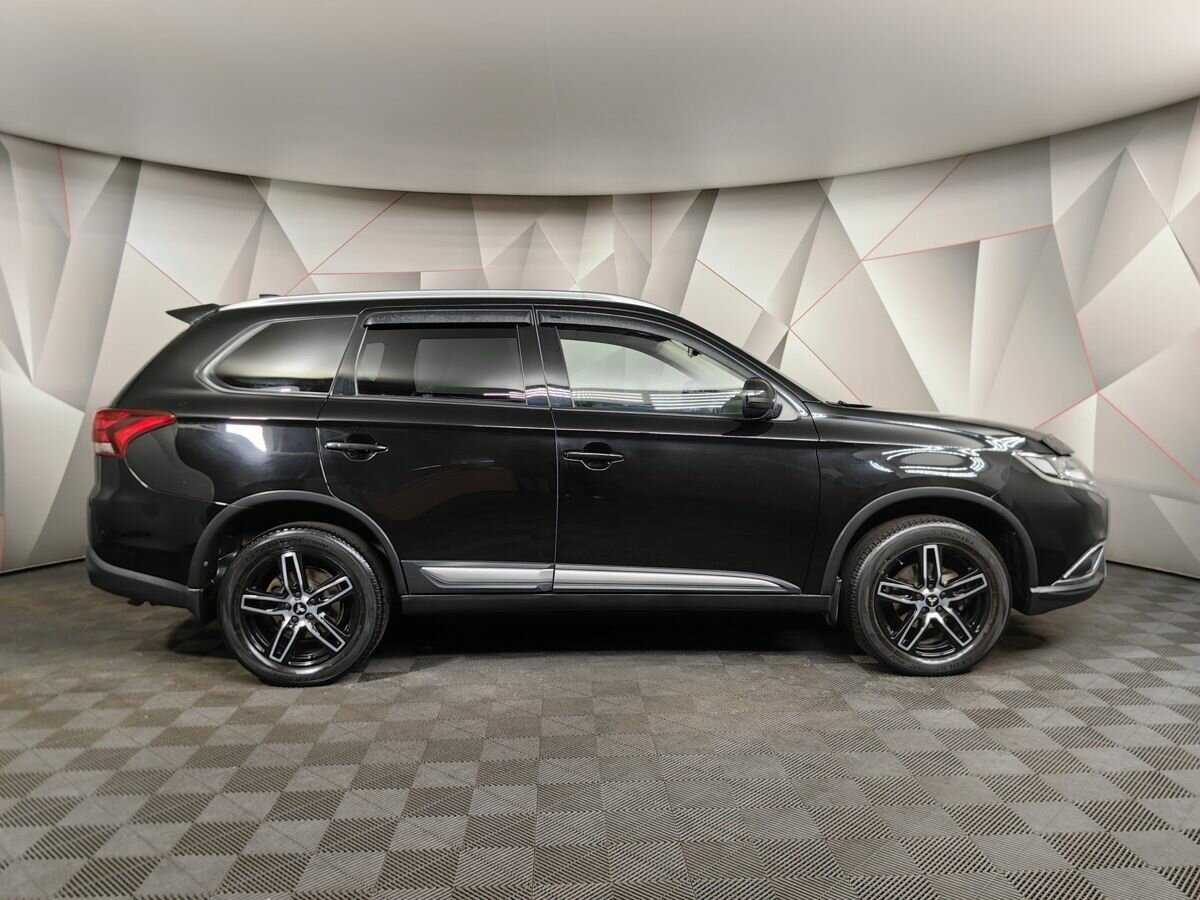 Mitsubishi Outlander с пробегом — 2019 год. Фото: #5