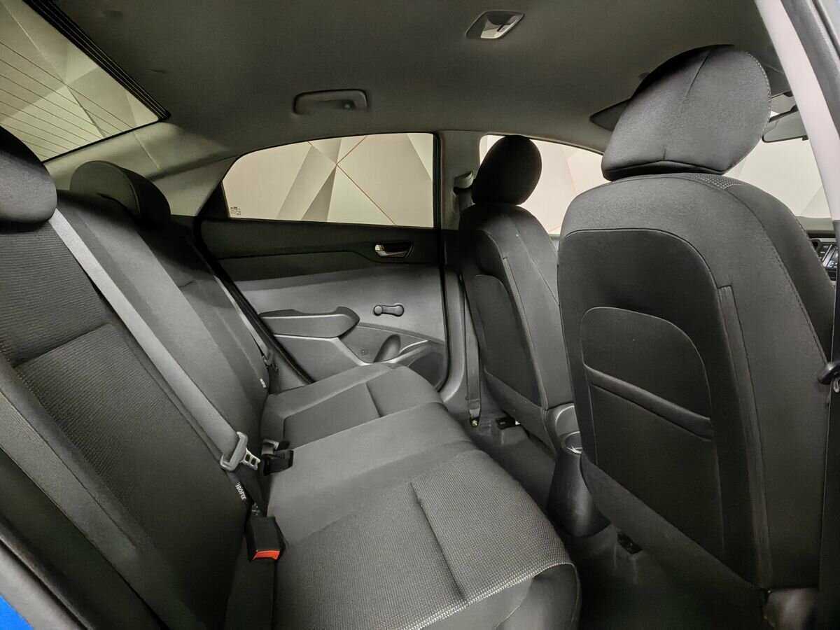 Hyundai Solaris с пробегом — 2017 год. Фото: #11