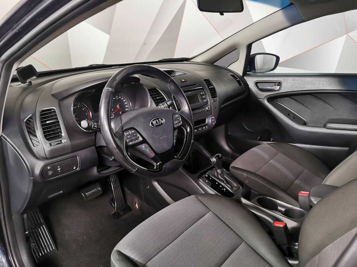 Kia Cerato с пробегом — 2018 год. Фото: #13