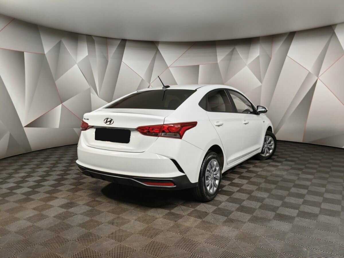 Hyundai Solaris с пробегом — 2021 год. Фото: #1