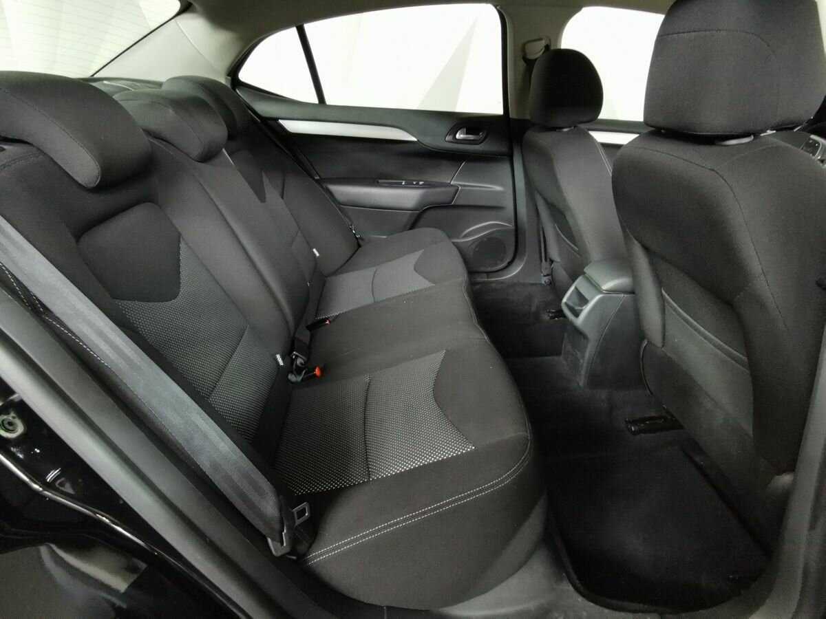 Citroen C4 с пробегом — 2018 год. Фото: #11
