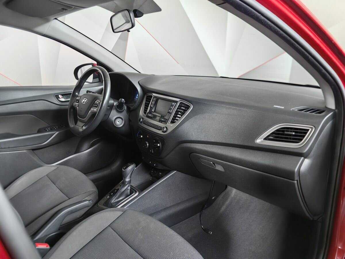 Hyundai Solaris с пробегом — 2020 год. Фото: #8