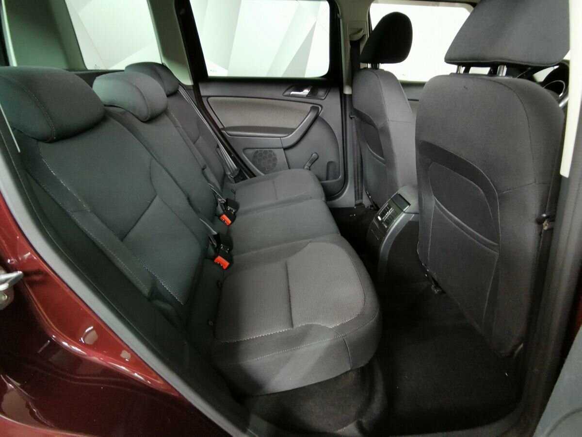 Skoda Yeti с пробегом — 2012 год. Фото: #11