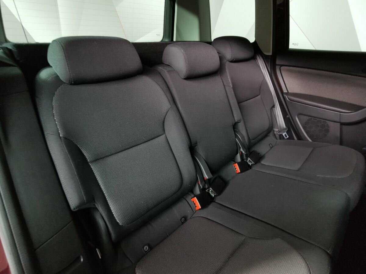 Skoda Yeti с пробегом — 2012 год. Фото: #12