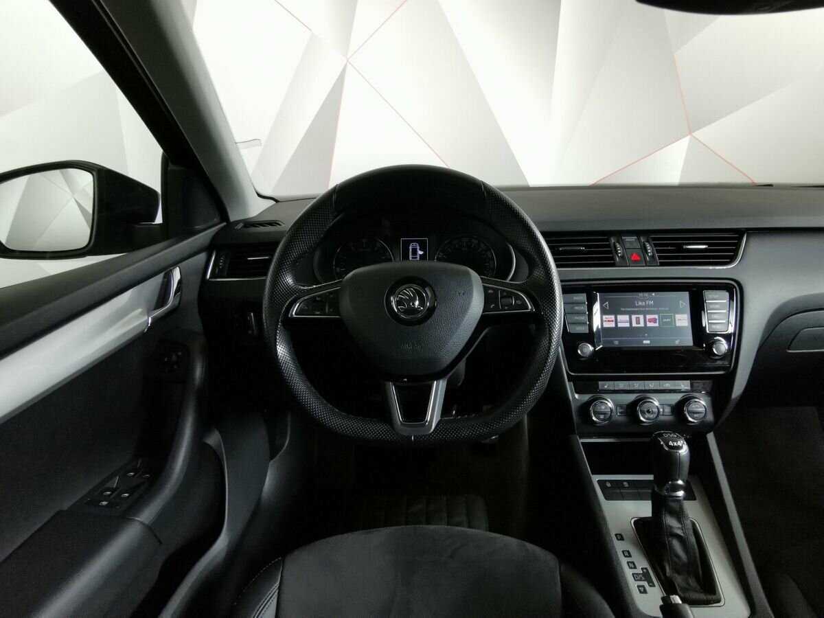Skoda Octavia с пробегом — 2014 год. Фото: #13