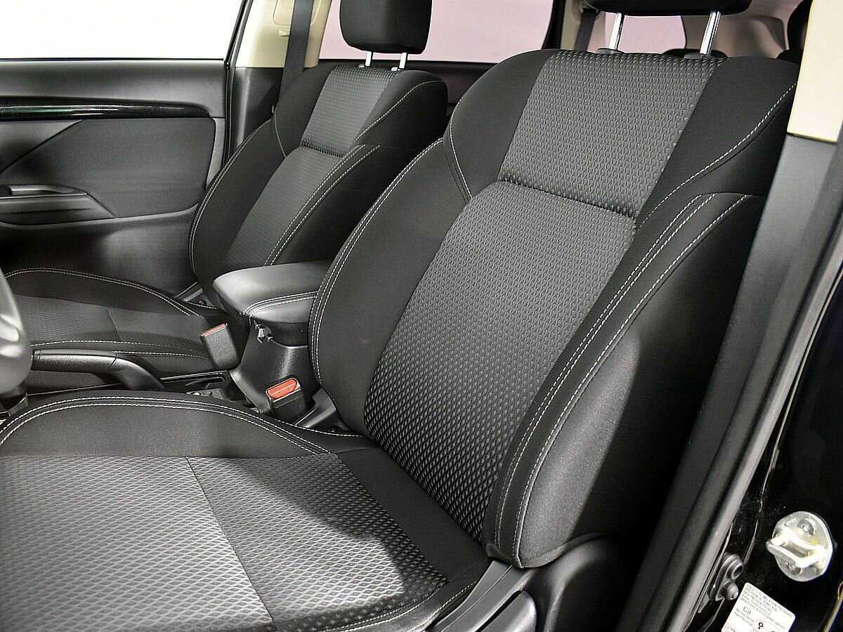 Mitsubishi Outlander с пробегом — 2020 год. Фото: #7