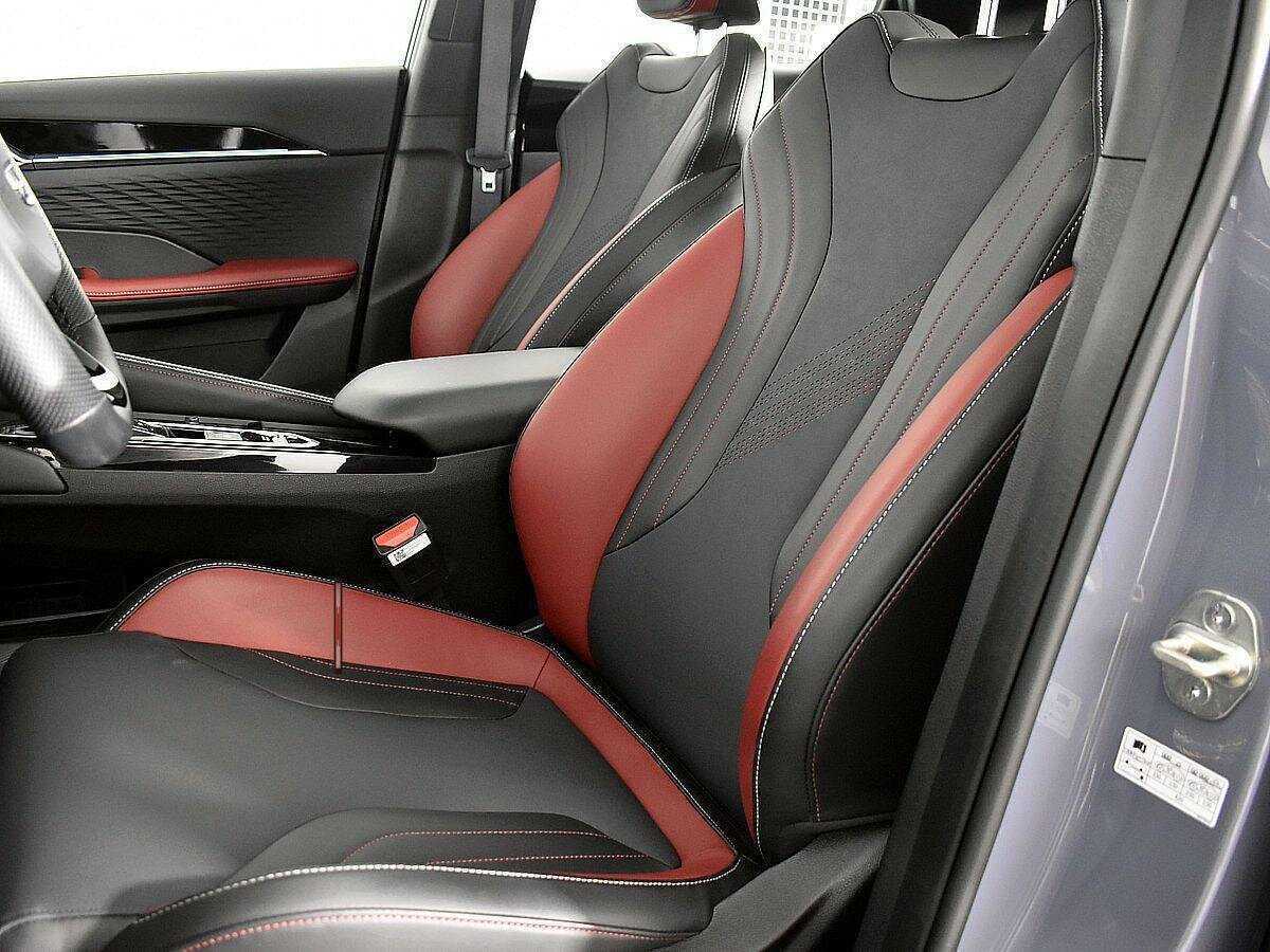 Geely Coolray с пробегом — 2023 год. Фото: #7