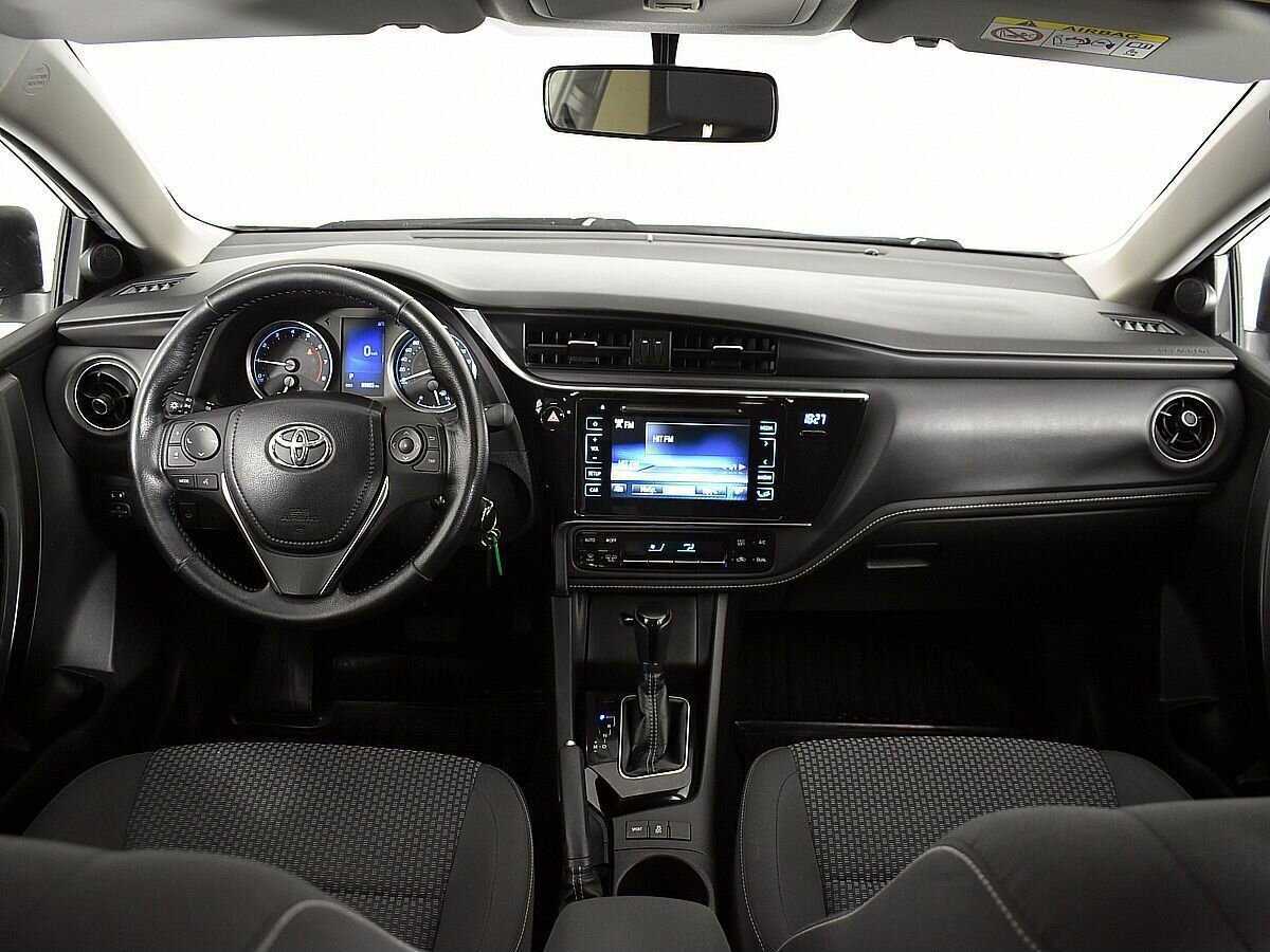 Toyota Corolla с пробегом — 2017 год. Фото: #9