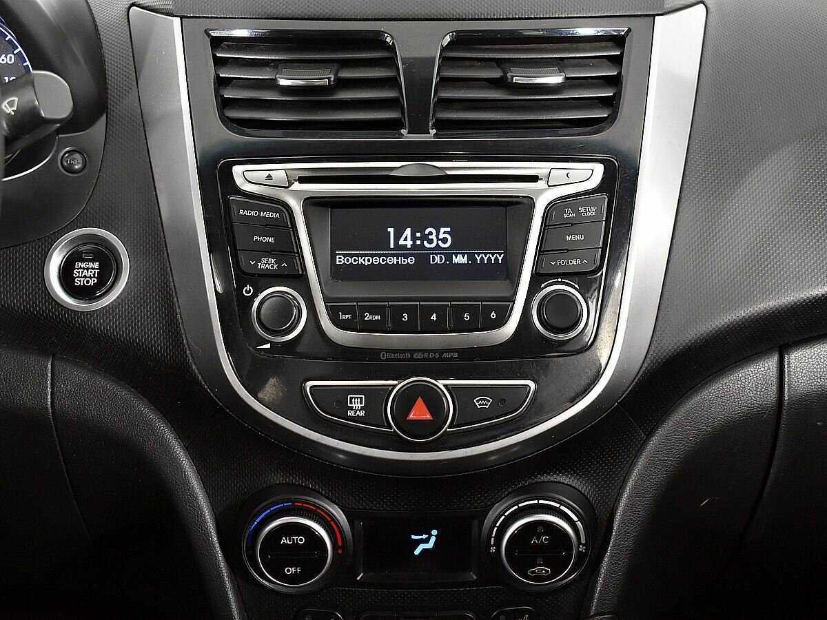 Hyundai Solaris с пробегом — 2015 год. Фото: #12