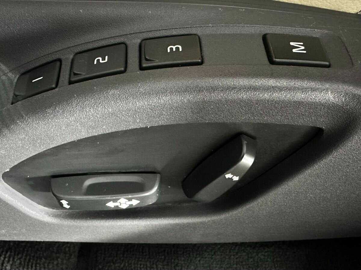 Volvo XC60 с пробегом — 2014 год. Фото: #14