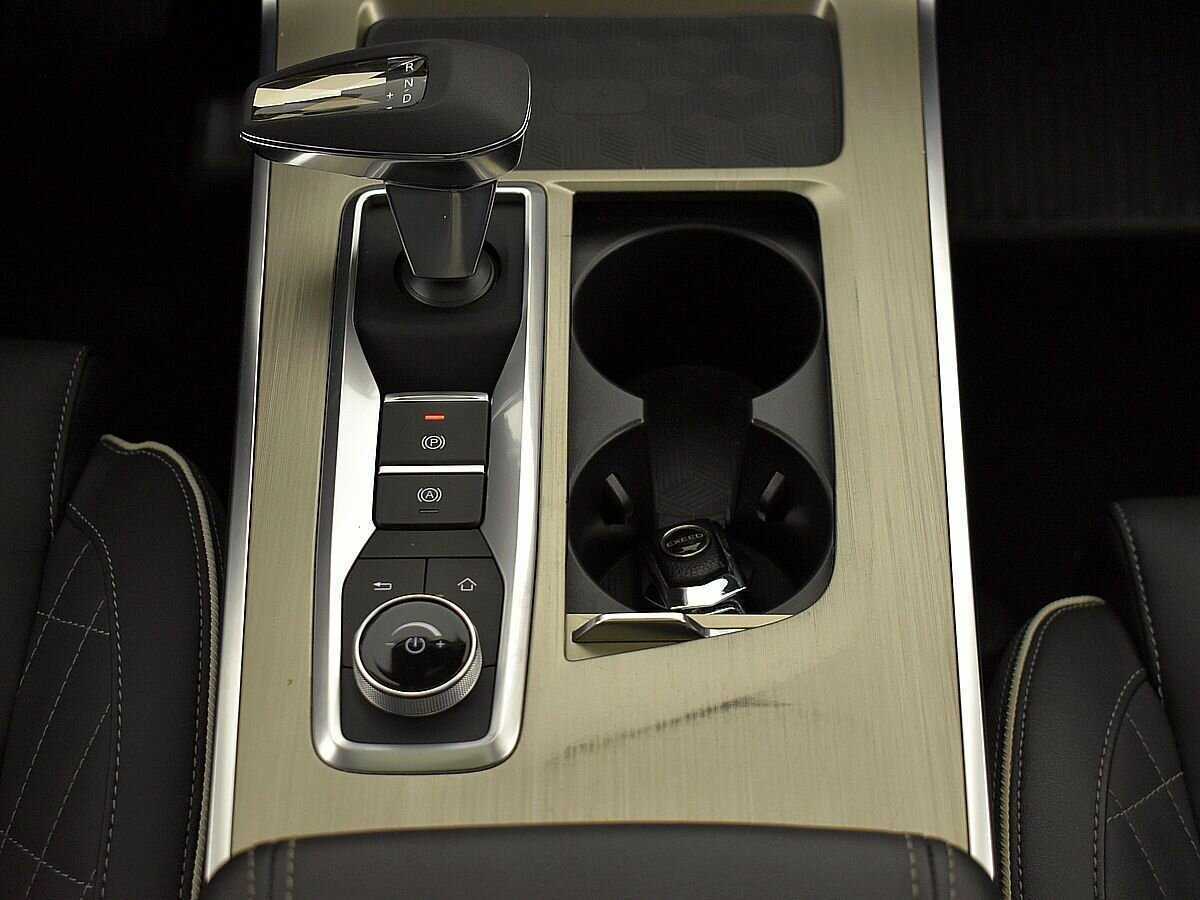 EXEED VX с пробегом — 2022 год. Фото: #15