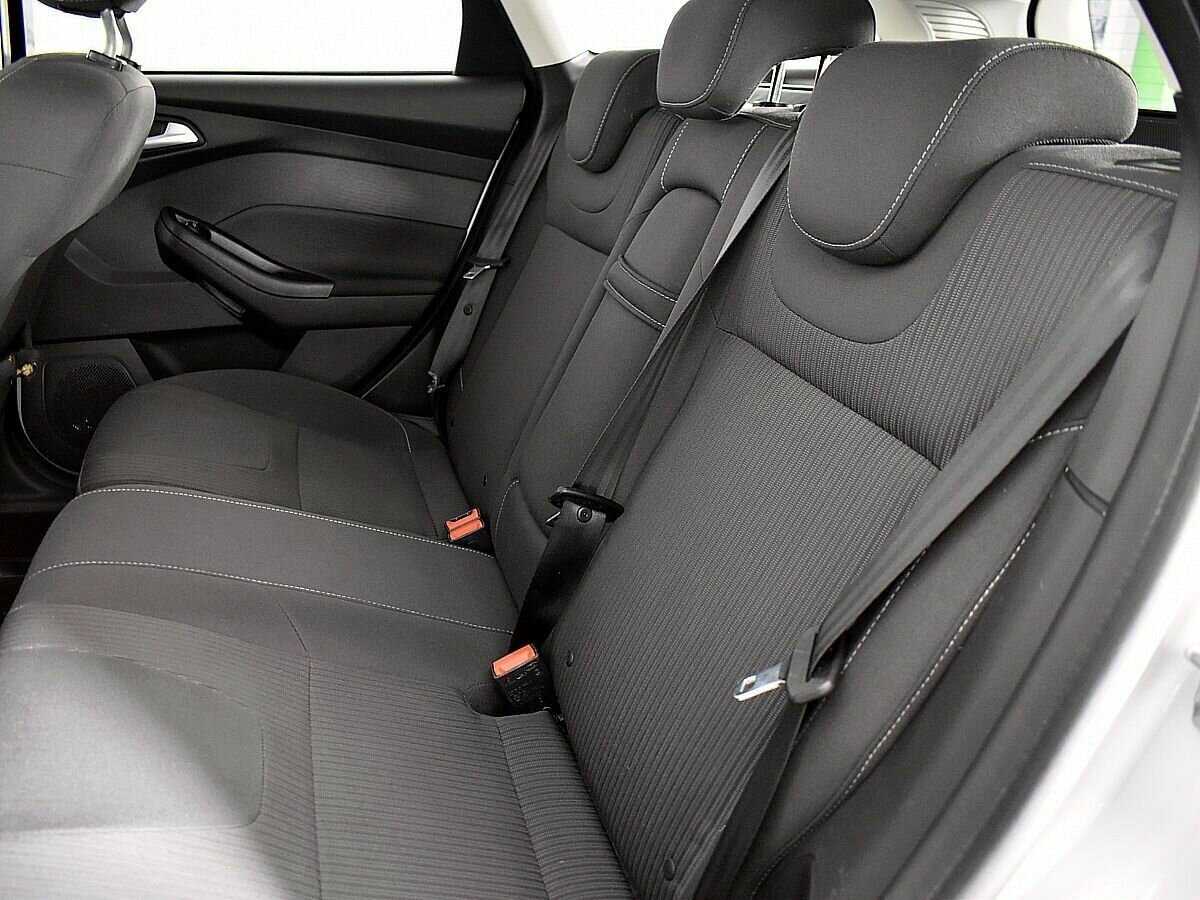 Ford Focus с пробегом — 2012 год. Фото: #8