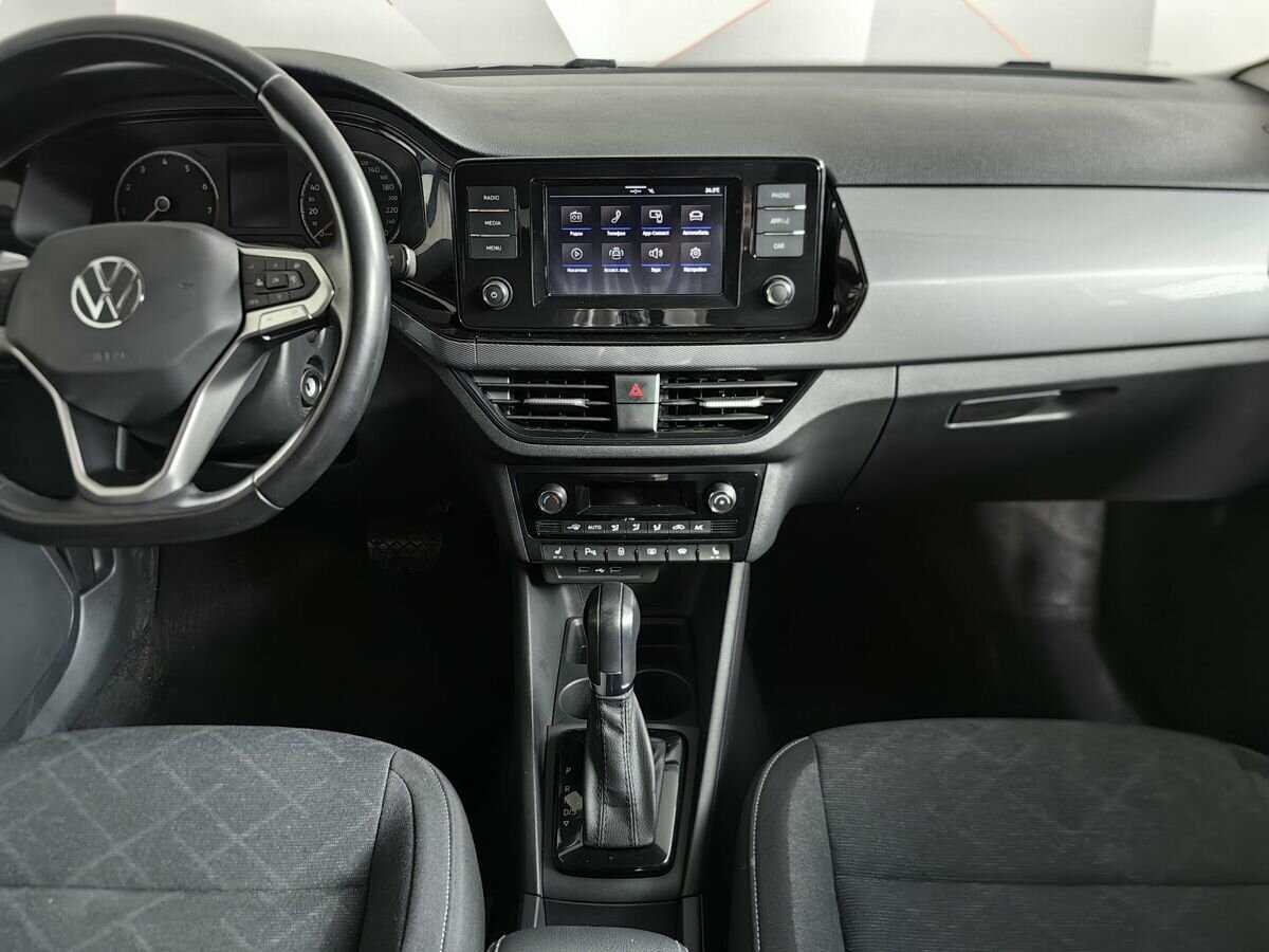 Volkswagen Polo с пробегом — 2021 год. Фото: #10
