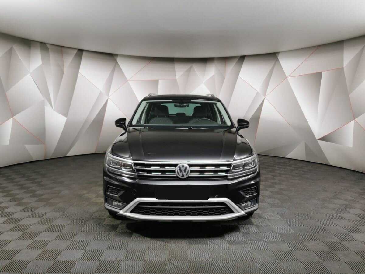 Volkswagen Tiguan с пробегом — 2018 год. Фото: #6