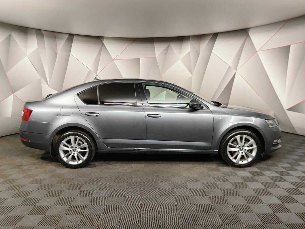 Skoda Octavia с пробегом — 2019 год. Фото: #5