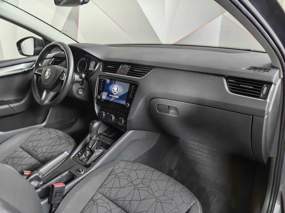 Skoda Octavia с пробегом — 2019 год. Фото: #8
