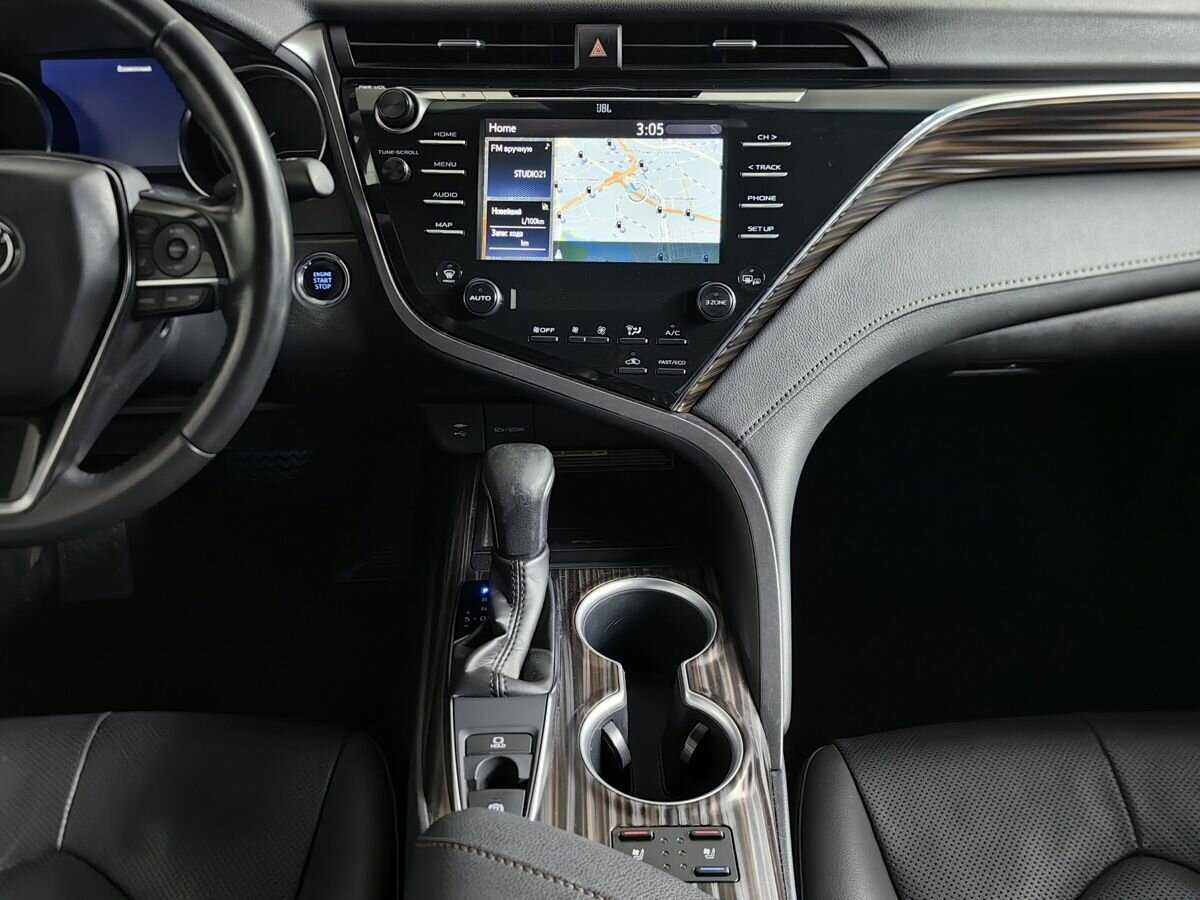 Toyota Camry с пробегом — 2020 год. Фото: #10