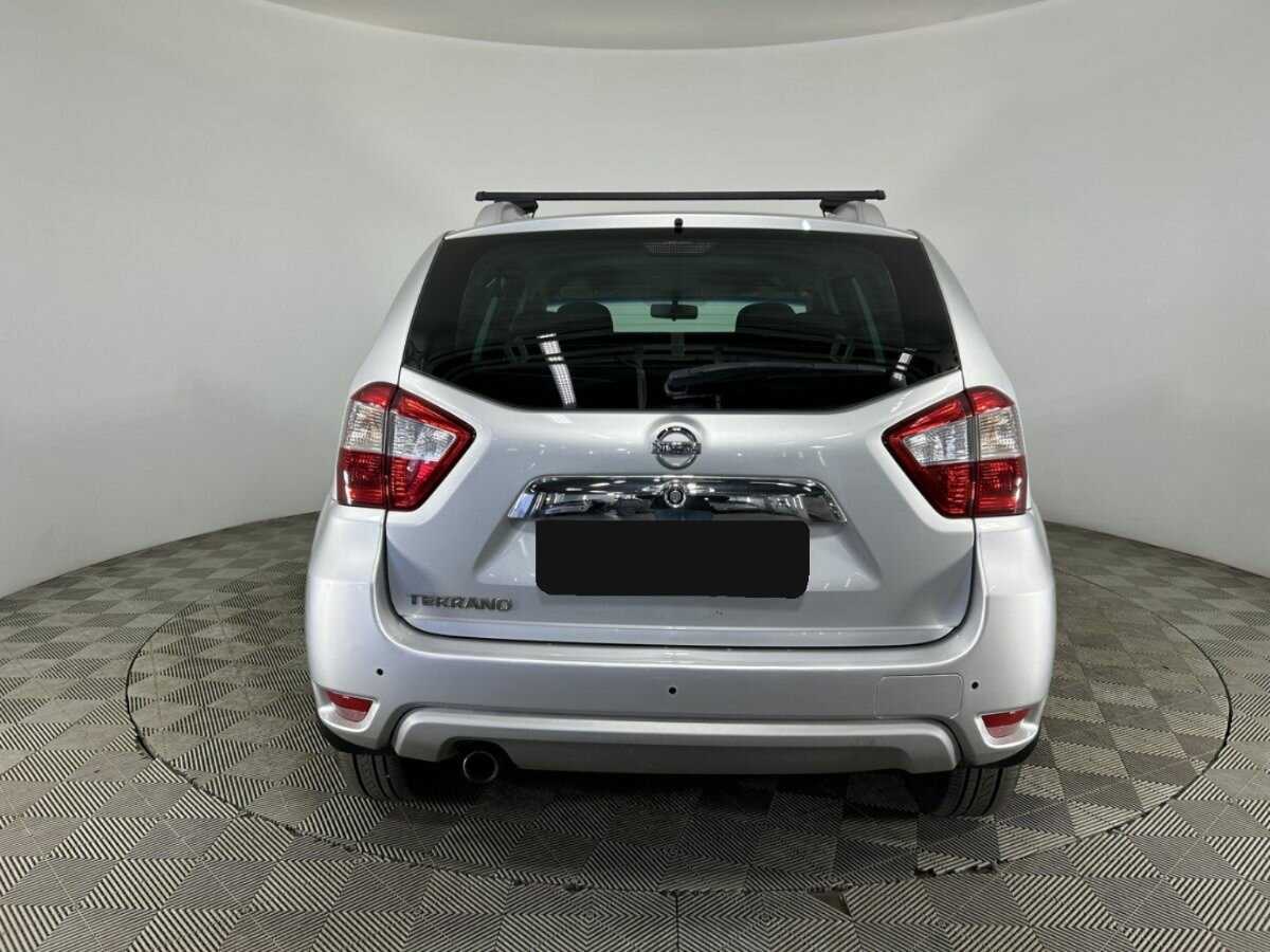 Nissan Terrano с пробегом — 2015 год. Фото: #2