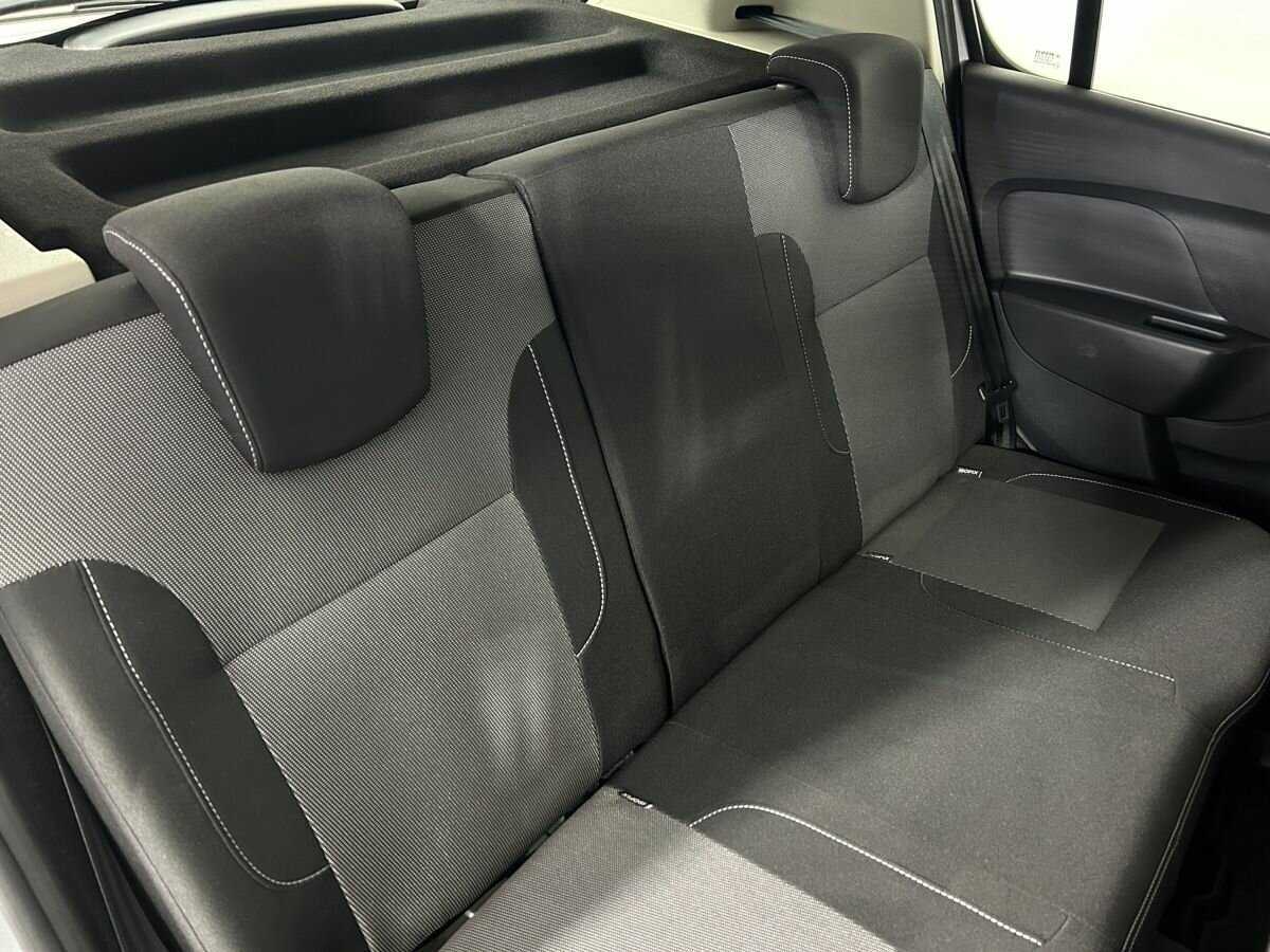 Renault Sandero с пробегом — 2021 год. Фото: #14