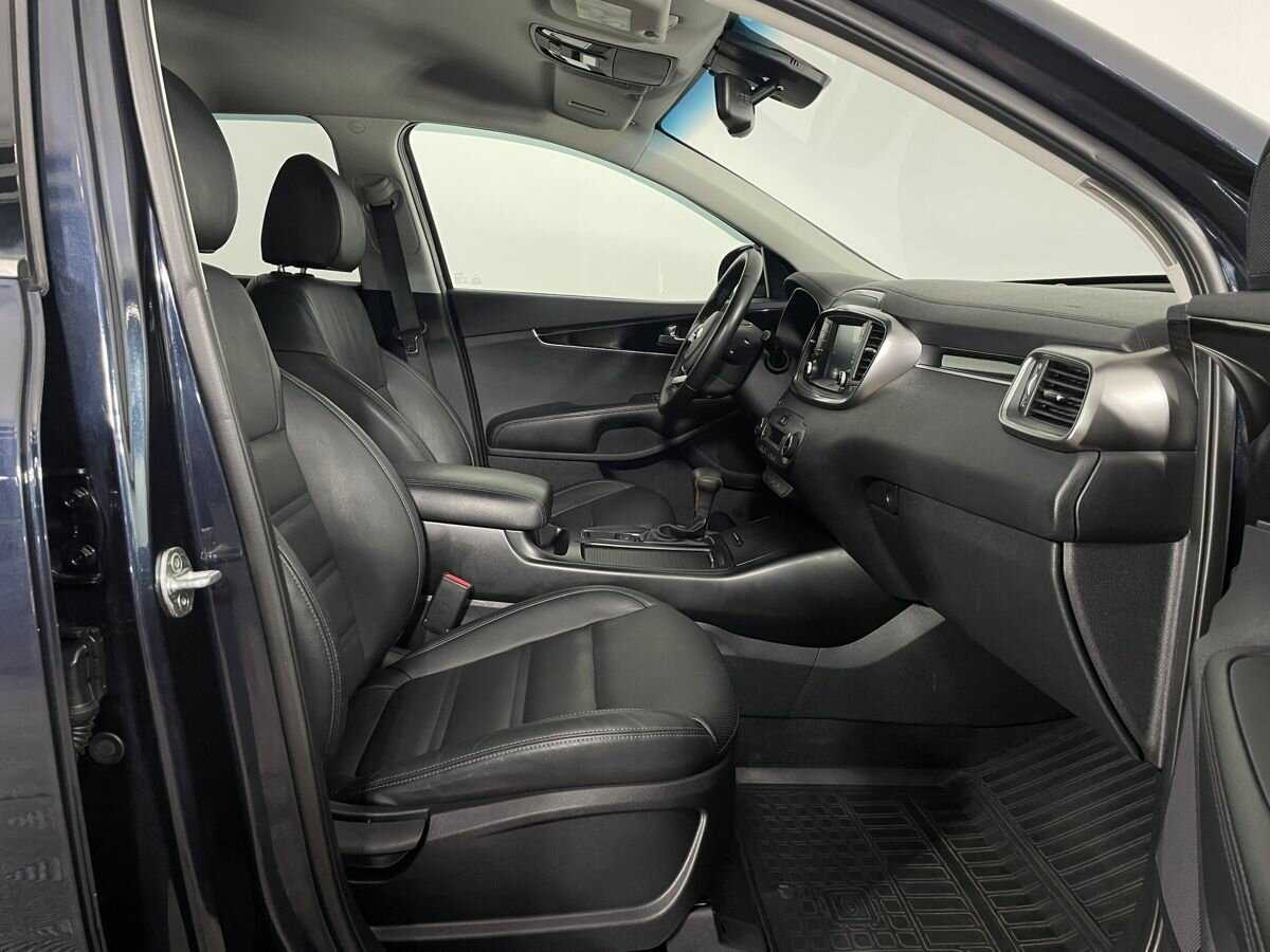 Kia Sorento с пробегом — 2018 год. Фото: #13