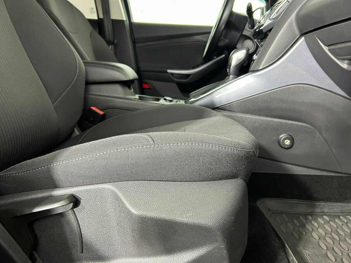 Ford Focus с пробегом — 2014 год. Фото: #13